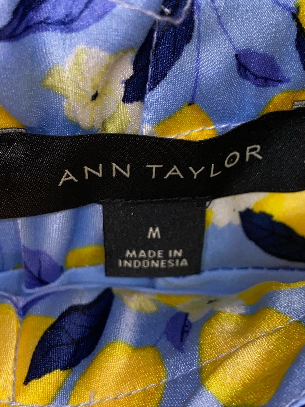 NWT Ann Taylor Blue/Yellow Lemon Midi Skirt, Size Medium - Picture 5 of 7